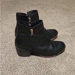 Wolverine Black Leather Ankle Zip Boots Womens Size 7.5